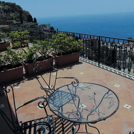 Bed & Breakfast Sara 3*