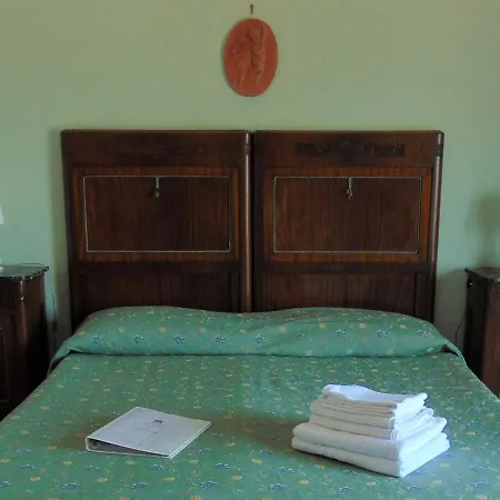 Sara Bed & Breakfast 3*